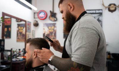 Cum verifici portofoliul unui hairstylist din Cluj înainte să te așezi pe scaun